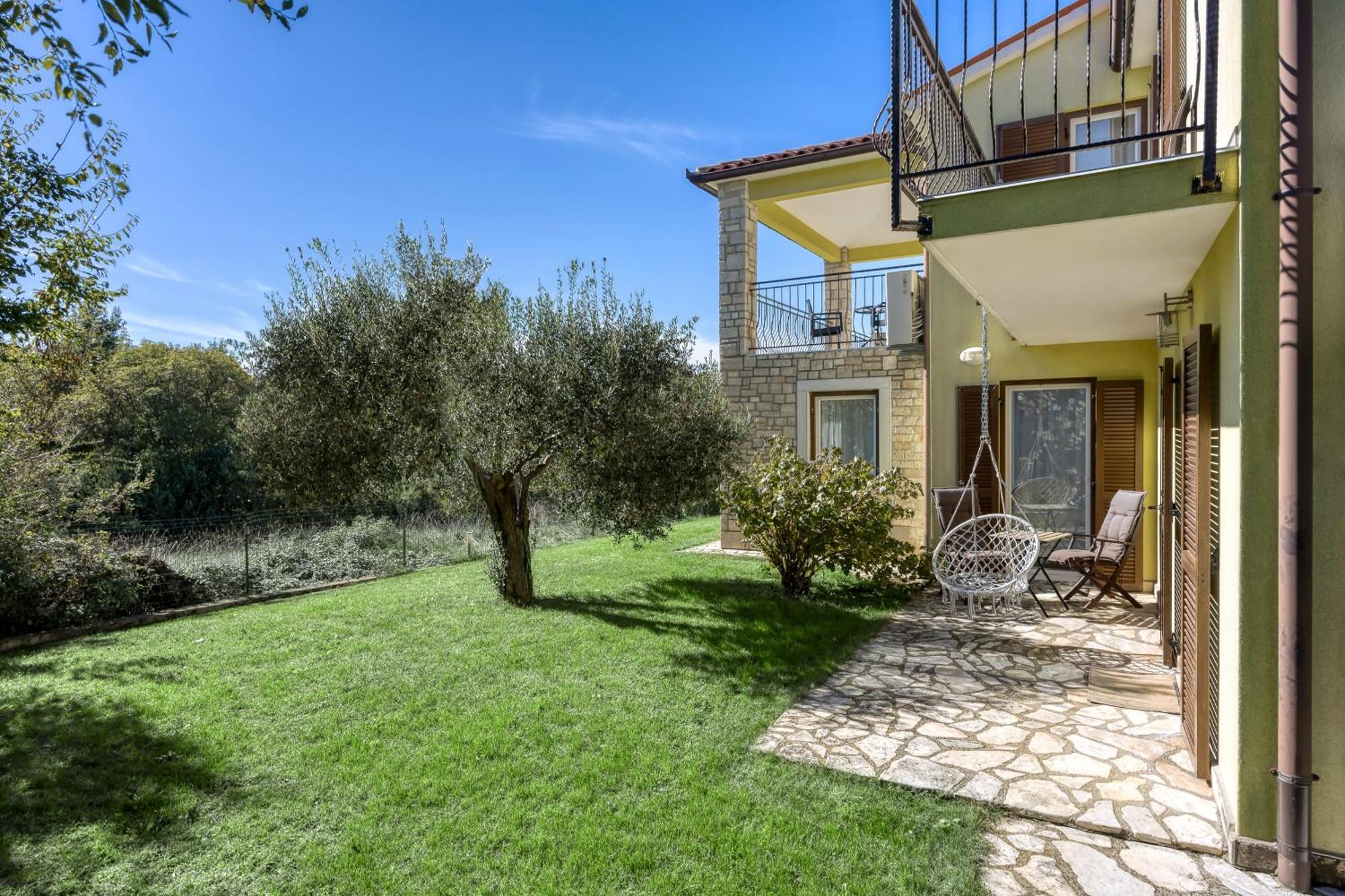 Villa Kontesici 14 Zelena Laguna ภายนอก รูปภาพ