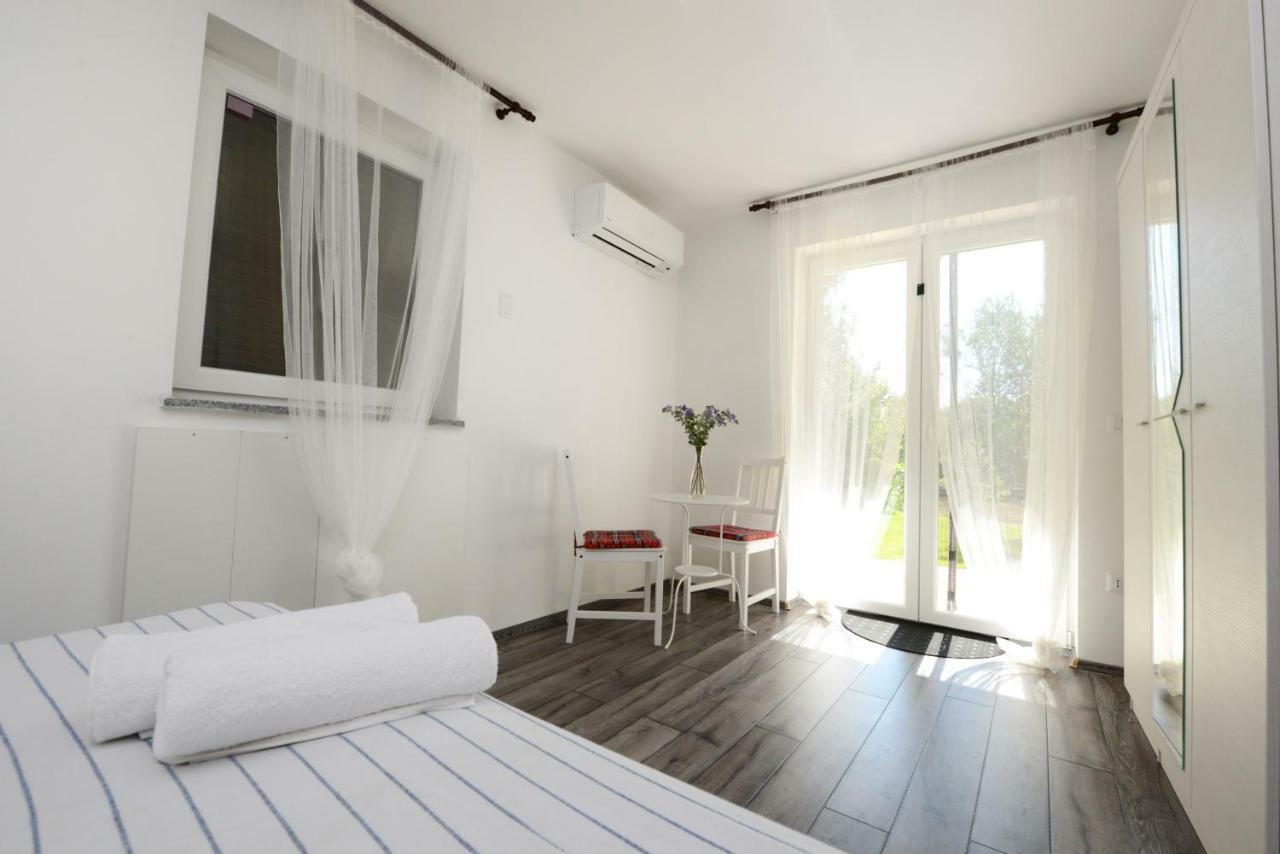Villa Kontesici 14 Zelena Laguna ภายนอก รูปภาพ