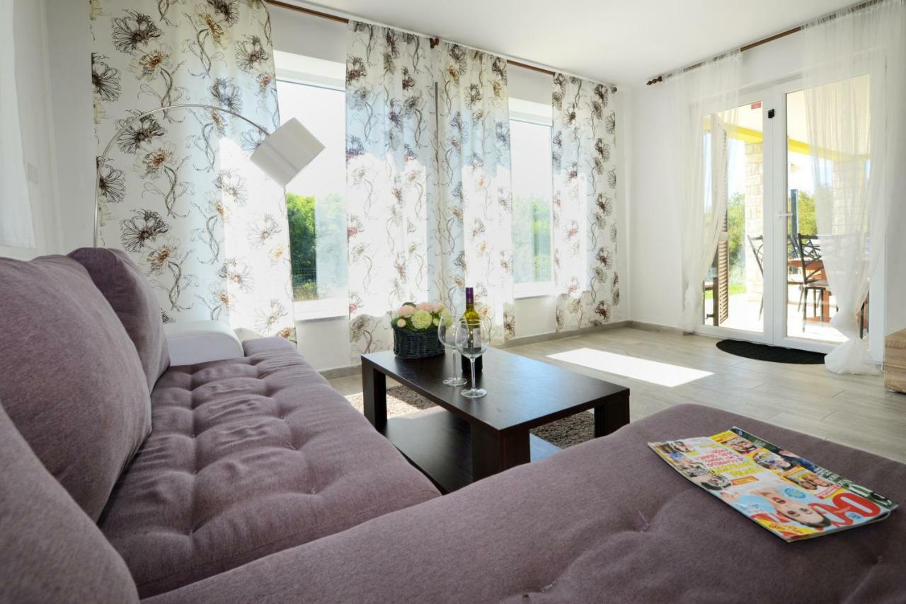 Villa Kontesici 14 Zelena Laguna ภายนอก รูปภาพ